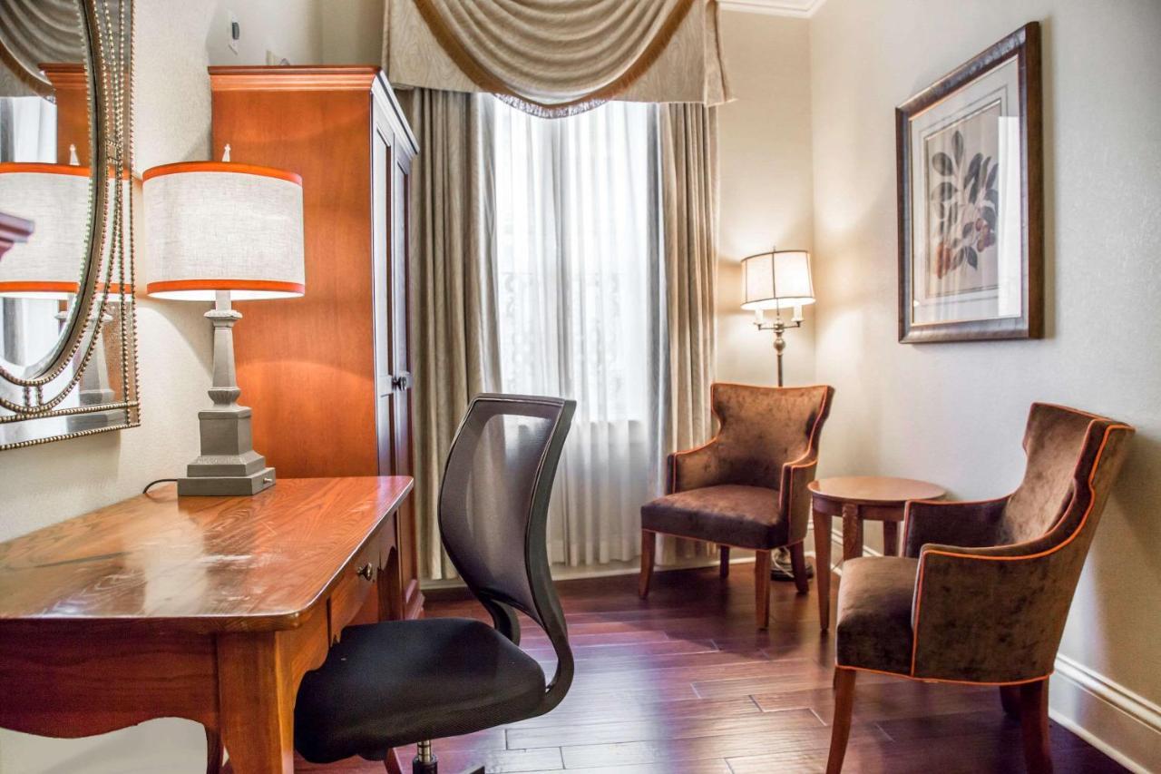 Voco St James Hotel By Ihg New Orleans Exteriör bild